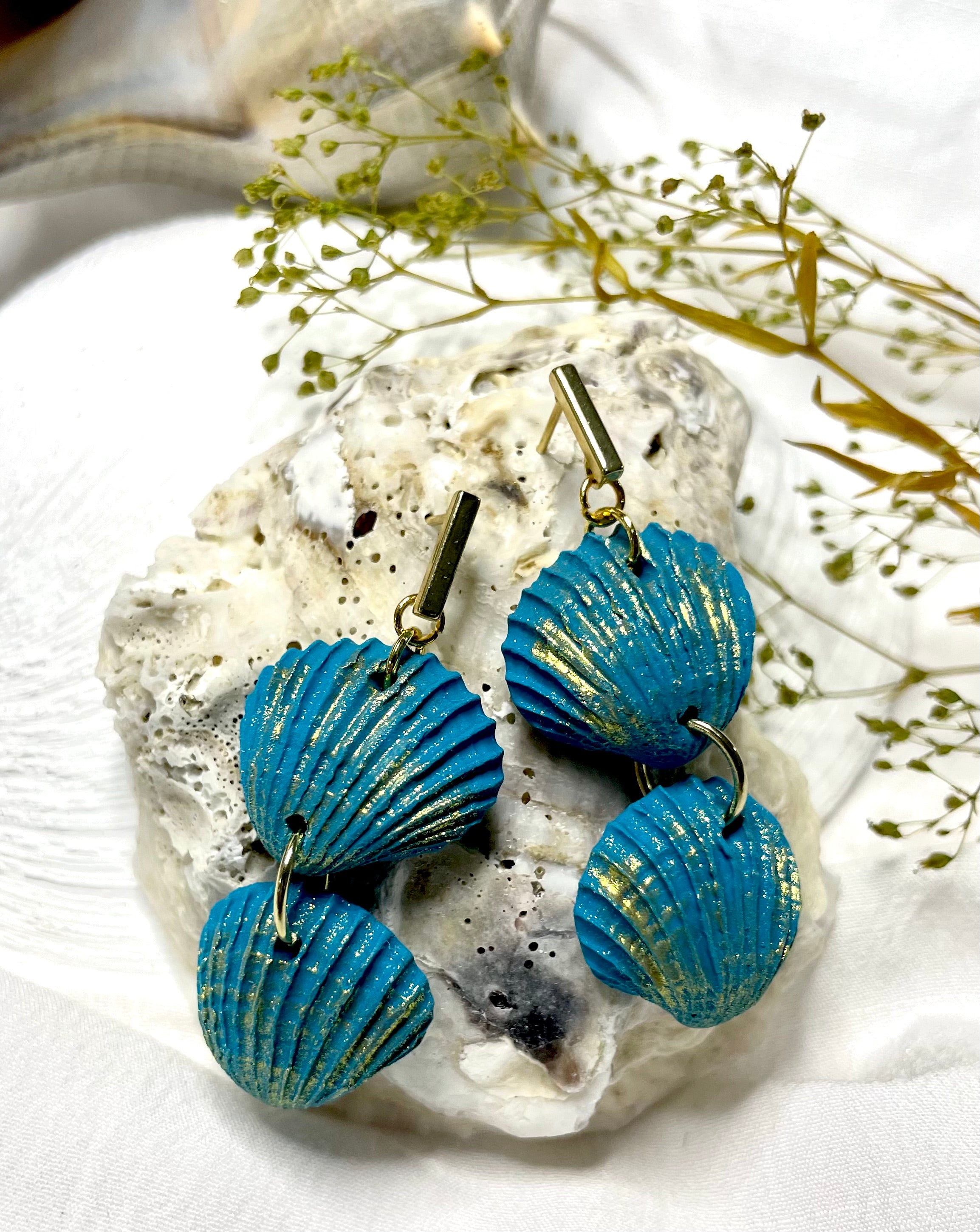 Scallop Shell Earrings (Teal)