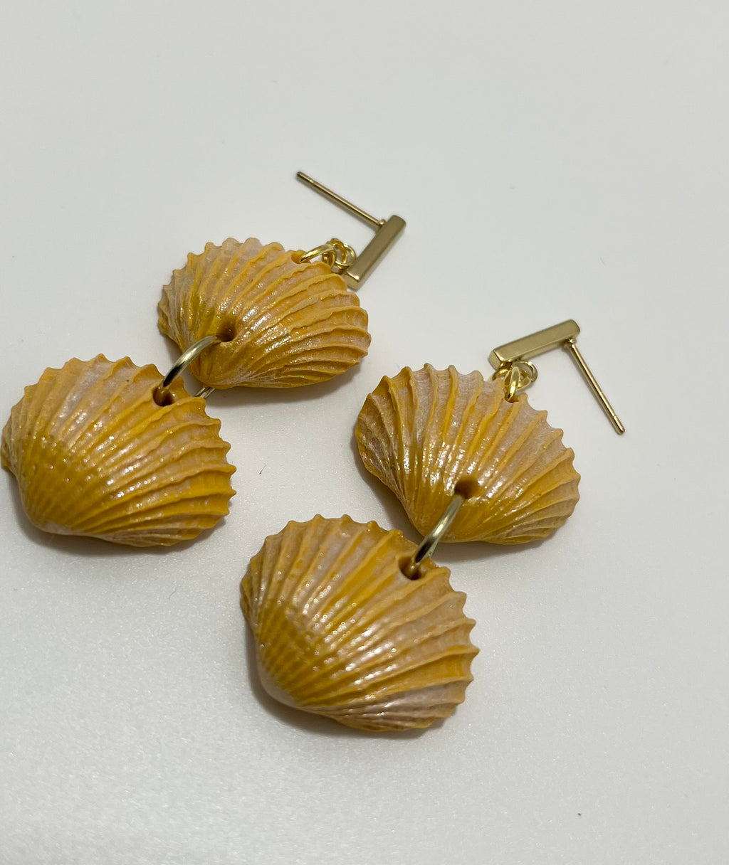 Scallop Shell Earrings (Mustard)