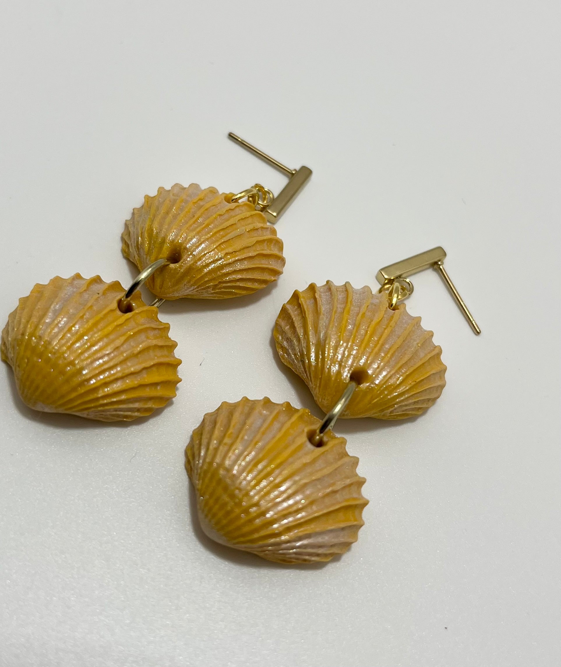 Scallop Shell Earrings (Mustard)