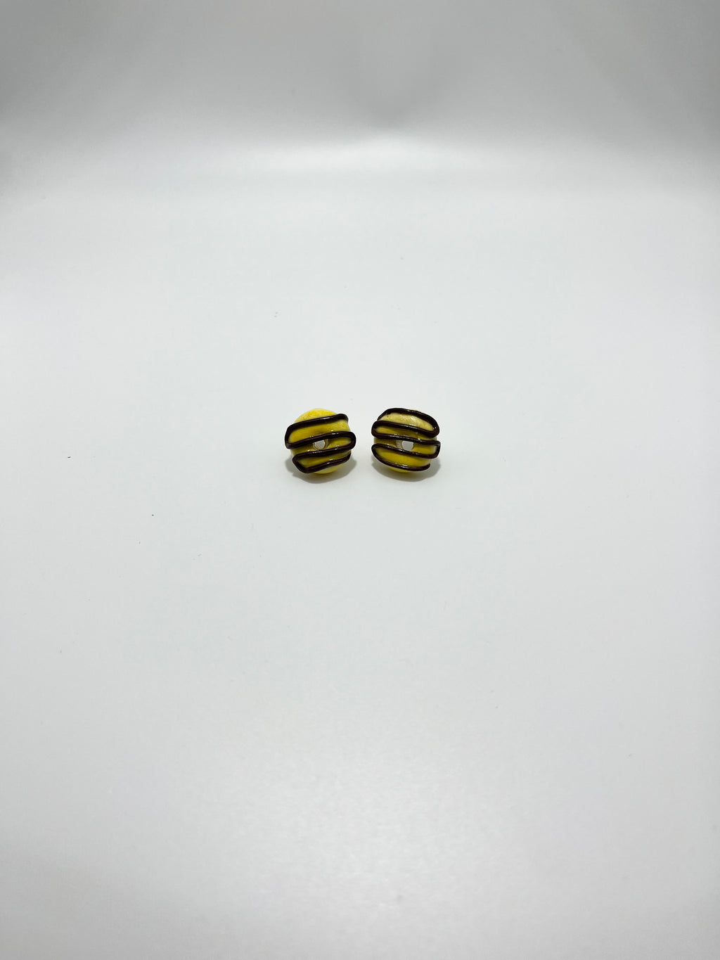 Donut Earrings (Swirl)
