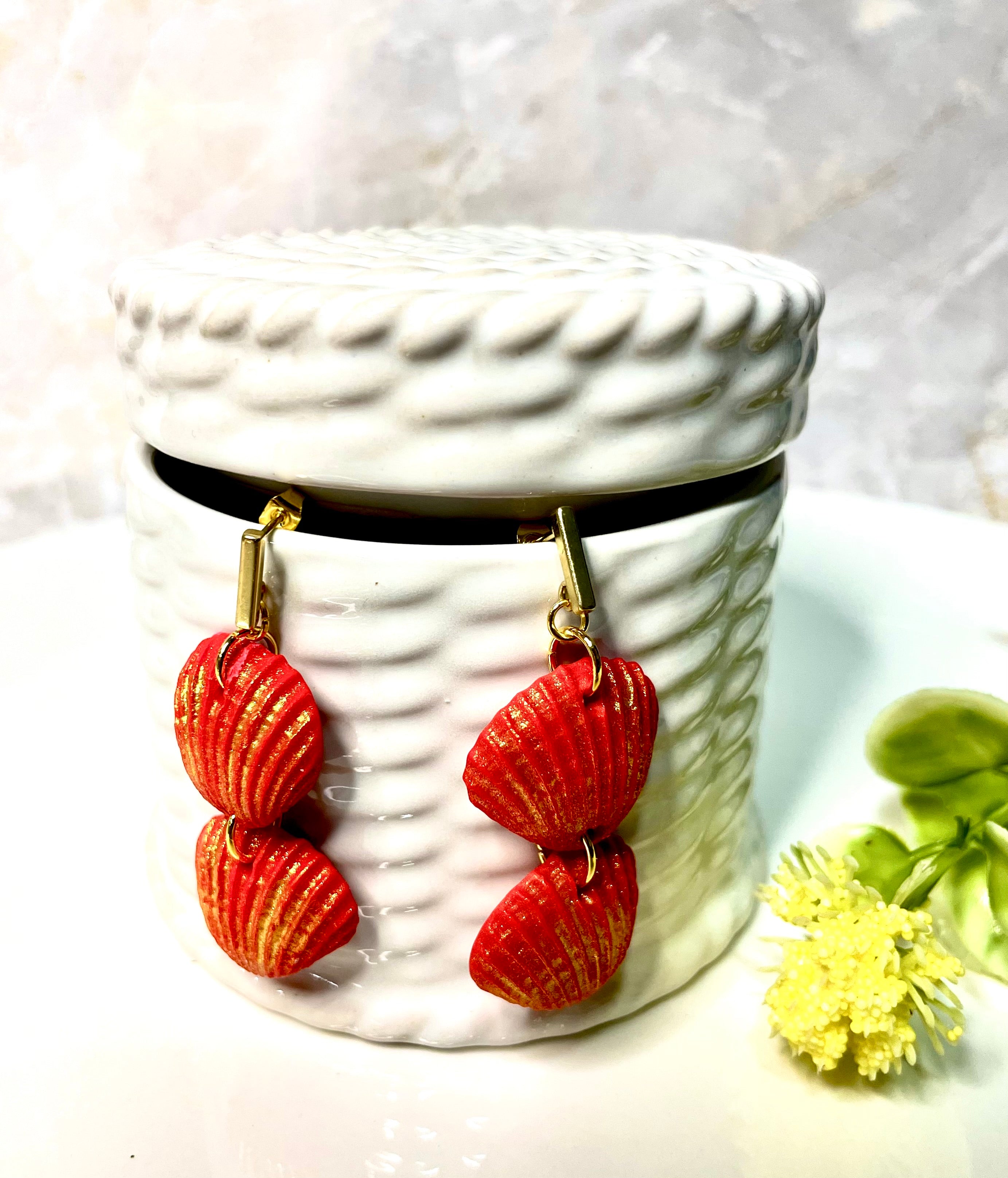 Scallop Shell Earrings (burnt red/orange)