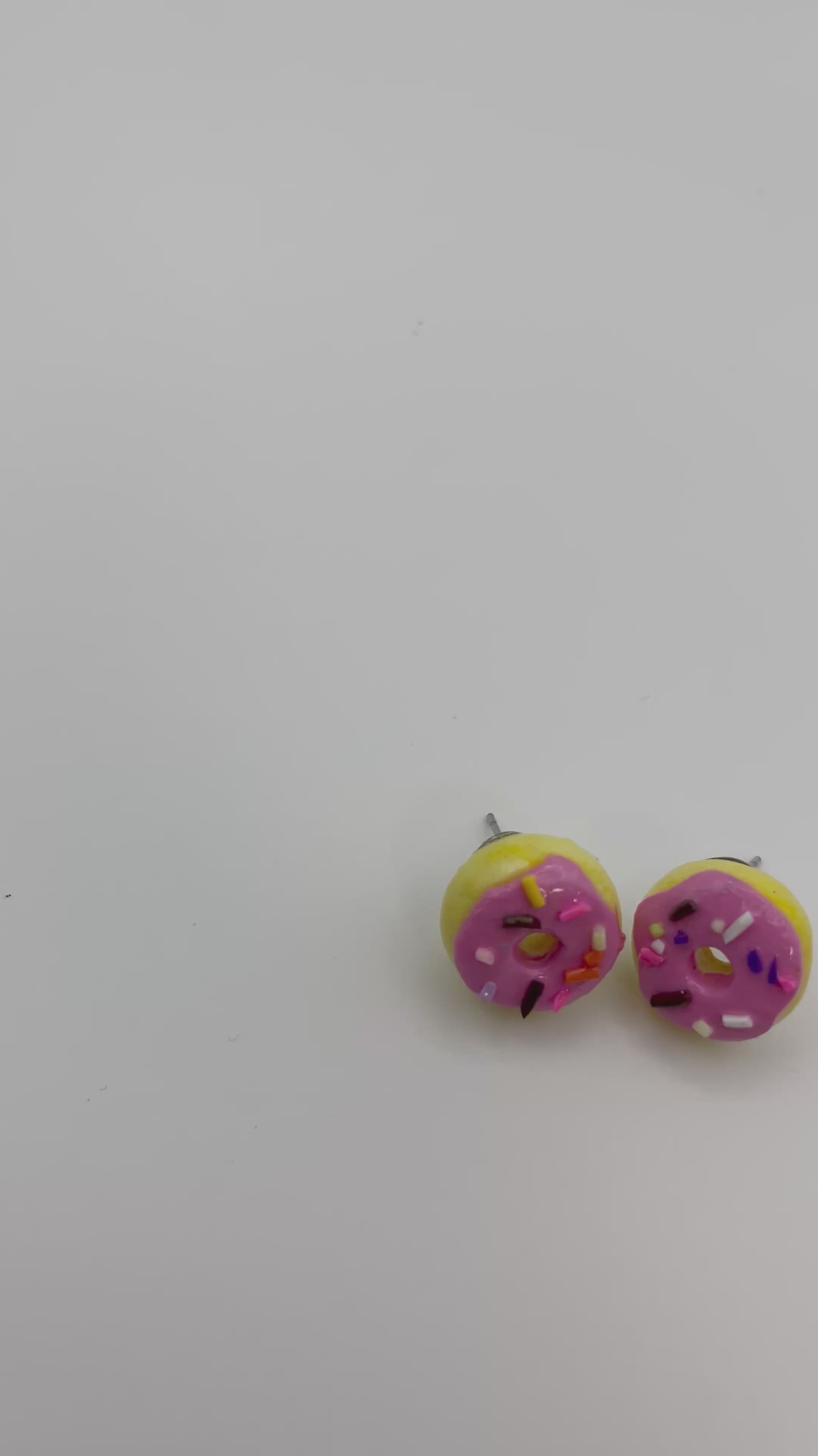Donut Earrings (Pink W/Sprinkles)